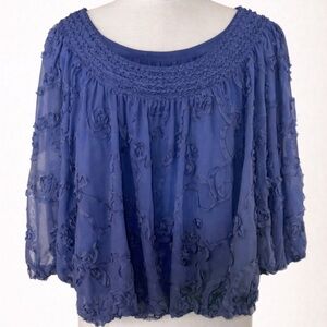 Macy’s Studio M Blue Floral Women's Top Size Small